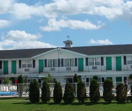 Colonial Motel Вісконсин Деллс Екстер'єр фото